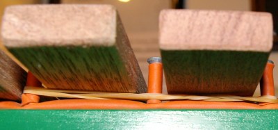 Preventing noises in xylophone, vibraphone and xylophone bars